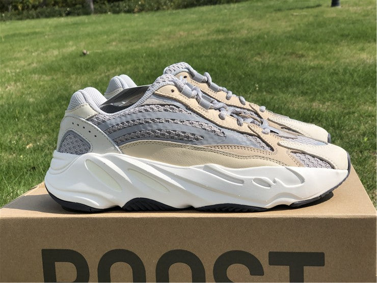 Adidas Yeezy Boost 700 V2